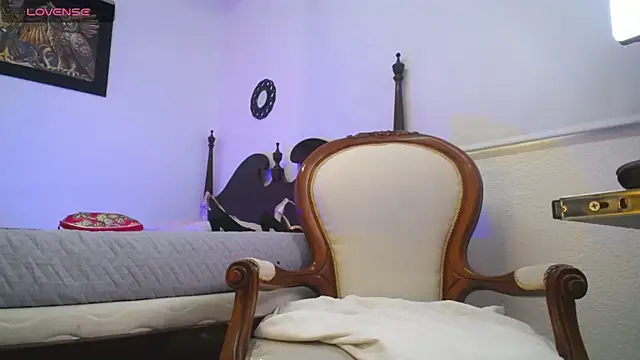 Snapshot of chloe__Jones_ chatting on November 26, 2025, 1:00 pm chloe Jones online show from November 26, 2025, 1:00 pm