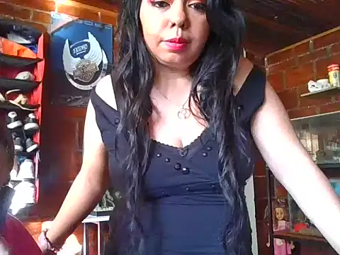 Snapshot of KarlaSexyHot- chatting on October 15, 2025, 9:23 pm KarlaSexyHot- online show from October 15, 2025, 9:23 pm