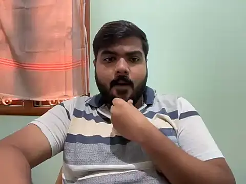 Snapshot of Romeo_Sam2 chatting on October 22, 2025, 4:45 am Romeo Sam2 online show from October 22, 2025, 4:45 am