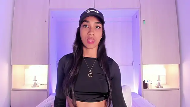 Snapshot of AnahiCollins chatting on October 30, 2025, 11:41 am AnahiCollins online show from October 30, 2025, 11:41 am