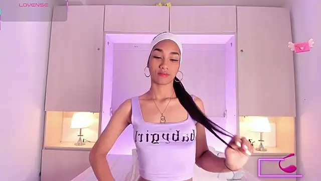 Snapshot of AnahiCollins chatting on October 21, 2025, 11:42 am AnahiCollins online show from October 21, 2025, 11:42 am