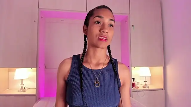 Snapshot of AnahiCollins chatting on November 7, 2025, 11:37 am AnahiCollins online show from November 7, 2025, 11:37 am