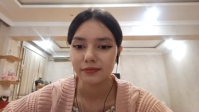 Snapshot of ImogeneMalinconico chatting on October 18, 2025, 11:12 am ImogeneMalinconico online show from October 18, 2025, 11:12 am