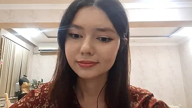 Snapshot of ImogeneMalinconico chatting on October 22, 2025, 5:45 pm ImogeneMalinconico online show from October 22, 2025, 5:45 pm