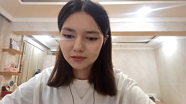 Snapshot of ImogeneMalinconico chatting on October 10, 2025, 12:28 pm ImogeneMalinconico online show from October 10, 2025, 12:28 pm