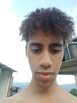 Snapshot of The_boy_good chatting on October 5, 2025, 10:22 pm The boy good online show from October 5, 2025, 10:22 pm