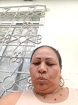 Dirty Candy online show from October 3, 2025, 1:23 pm