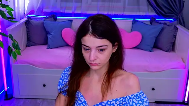 Snapshot of NikkaBush chatting on November 9, 2025, 5:22 am NikkaBush online show from November 9, 2025, 5:22 am