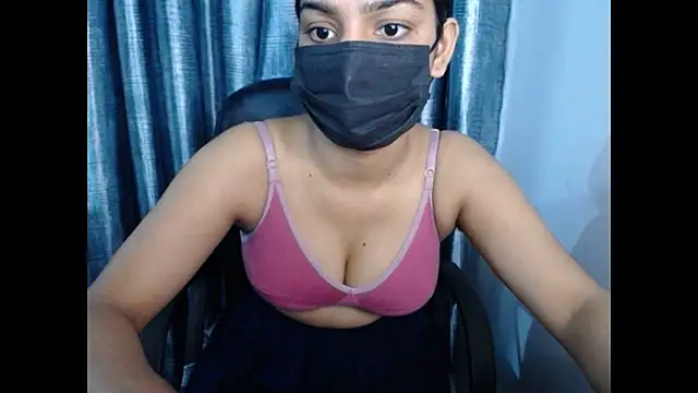 sexy yuvi online show from October 10, 2025, 5:08 am