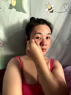 Snapshot of Suna-ny chatting on October 28, 2025, 4:35 am Suna-ny online show from October 28, 2025, 4:35 am