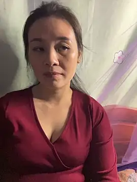 Snapshot of Suna-ny chatting on November 24, 2025, 1:22 pm Suna-ny online show from November 24, 2025, 1:22 pm