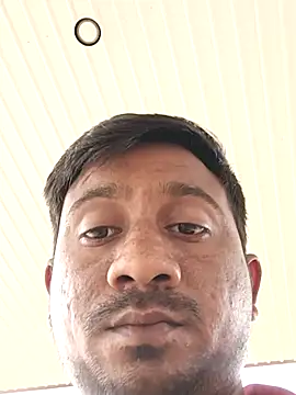 Snapshot of SlipperyRebound0 chatting on October 26, 2025, 8:48 am SlipperyRebound0 online show from October 26, 2025, 8:48 am