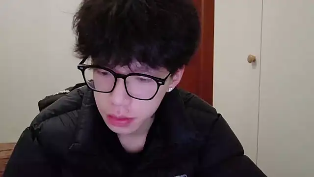 hangzi-0011 online show from November 29, 2025, 12:05 pm