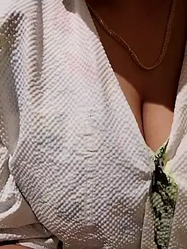 Snapshot of Mallu_Meghna_nair_ chatting on October 20, 2025, 6:41 pm Mallu Meghna nair online show from October 20, 2025, 6:41 pm