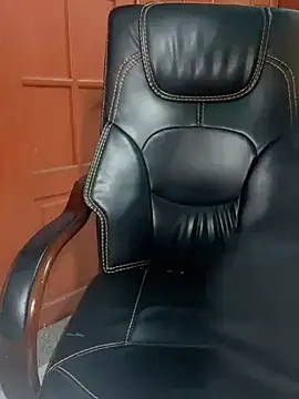 Sexy dancing girl online show from April 23, 2026, 4:30 pm