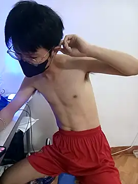 Tuna08k online show from October 4, 2025, 9:55 am