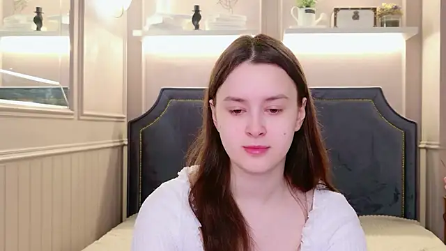 EvaSwen online show from July 5, 2026, 11:55 pm