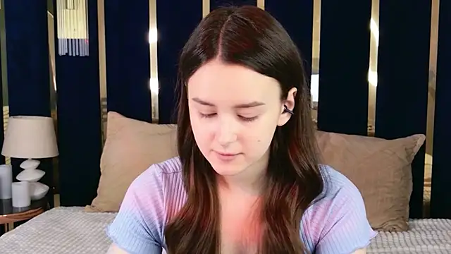 EvaSwen online show from March 28, 2026, 12:50 pm