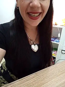 Snapshot of Amarteverdaderamente chatting on December 16, 2025, 1:10 am Amarteverdaderamente online show from December 16, 2025, 1:10 am