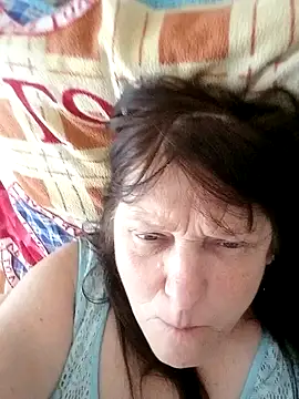 Snapshot of Apeesynka55211 chatting on February 17, 2026, 9:06 am Apeesynka55211 online show from February 17, 2026, 9:06 am