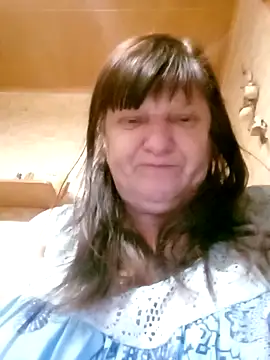 Snapshot of Apeesynka55211 chatting on November 19, 2025, 4:23 am Apeesynka55211 online show from November 19, 2025, 4:23 am