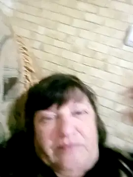 Snapshot of Apeesynka55211 chatting on November 6, 2025, 5:44 am Apeesynka55211 online show from November 6, 2025, 5:44 am