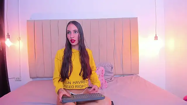 Snapshot of mara_hil chatting on December 2, 2025, 4:25 am mara hil online show from December 2, 2025, 4:25 am