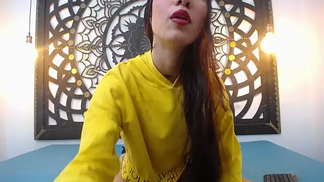 Snapshot of mara_hil chatting on November 13, 2025, 3:32 am mara hil online show from November 13, 2025, 3:32 am