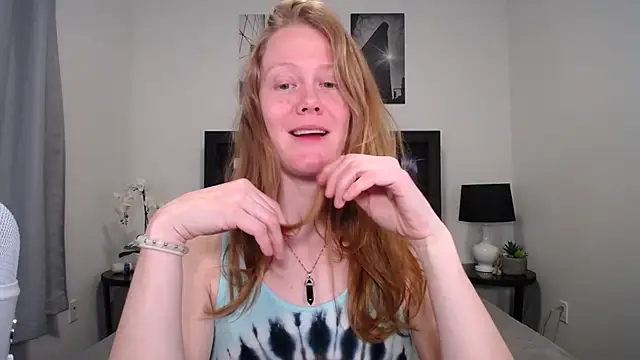 naughtyfox89 online show from February 12, 2026, 2:33 am