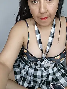 Snapshot of linda_swett chatting on August 6, 2026, 11:27 am linda swett online show from August 6, 2026, 11:27 am