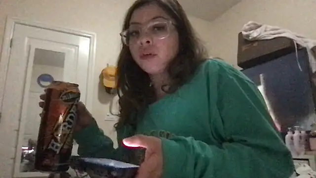 bunnygorl12 online show from March 5, 2026, 6:21 am