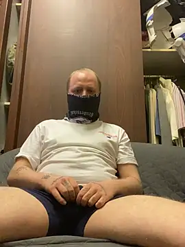 Littleboy133 online show from January 18, 2026, 7:34 am