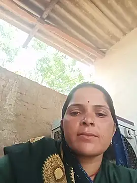 Hotty ruvi online show from June 19, 2026, 8:42 am