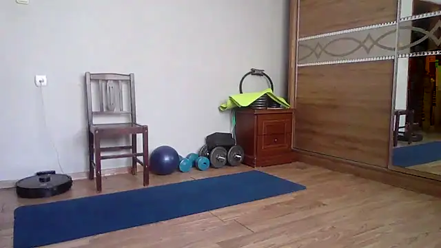 flexiblemann online show from May 18, 2026, 10:53 am