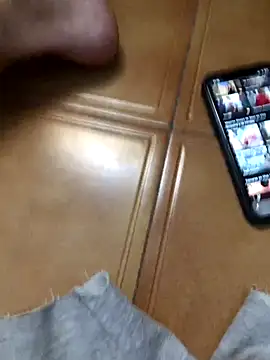 Snapshot of -bunny06 chatting on October 2, 2025, 7:17 pm -bunny06 online show from October 2, 2025, 7:17 pm