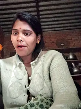 Katrina kaif143 online show from December 14, 2025, 10:21 am