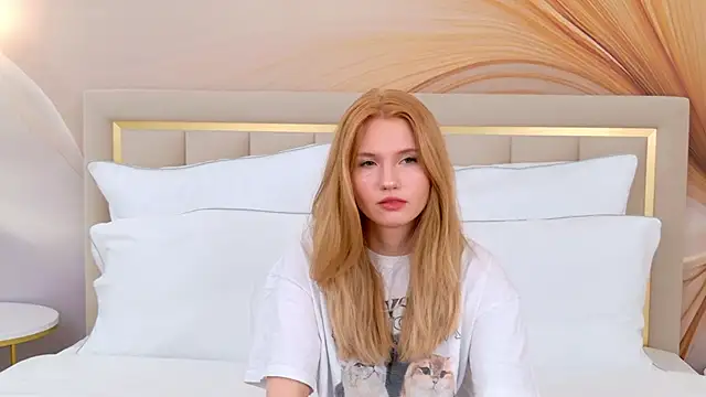 MelissaLiss online show from November 22, 2025, 3:11 pm