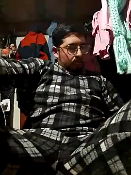 RAJV  online show from October 3, 2025, 11:01 am