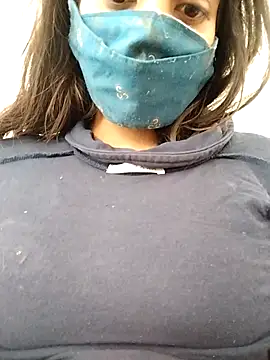 Snapshot of PEEHU-50 chatting on November 28, 2025, 3:28 am PEEHU-50 online show from November 28, 2025, 3:28 am