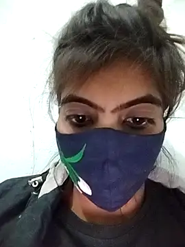 Snapshot of PEEHU-50 chatting on November 13, 2025, 12:53 pm PEEHU-50 online show from November 13, 2025, 12:53 pm