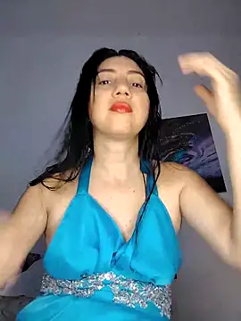 Snapshot of julietta_maxi chatting on October 1, 2025, 7:40 pm julietta maxi online show from October 1, 2025, 7:40 pm