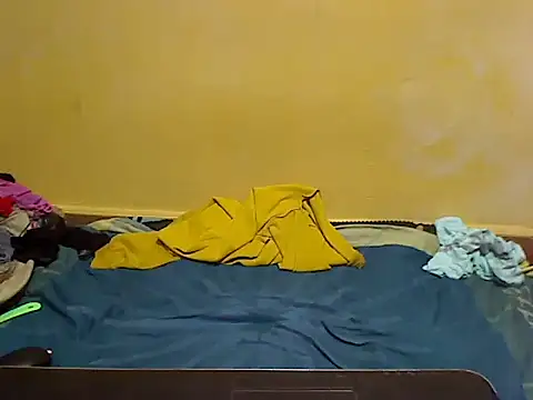 Snapshot of RoseNaya chatting on November 21, 2025, 3:33 pm RoseNaya online show from November 21, 2025, 3:33 pm