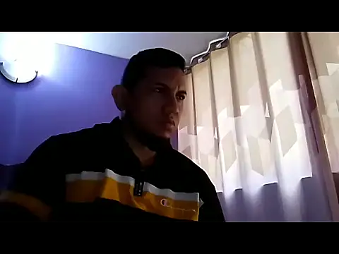 Snapshot of fayola20 chatting on October 15, 2025, 3:31 pm fayola20 online show from October 15, 2025, 3:31 pm