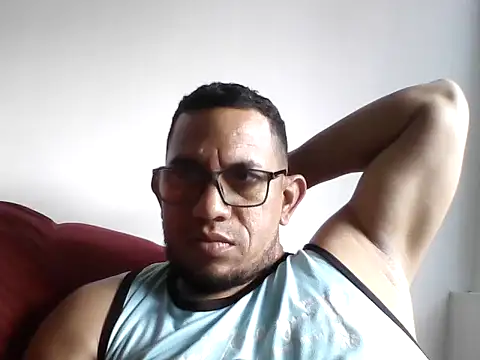 fayola20 online show from April 19, 2026, 7:49 pm