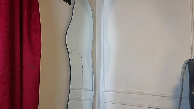 Snapshot of luxuryheaven_8 chatting on October 31, 2025, 5:15 am luxuryheaven 8 online show from October 31, 2025, 5:15 am