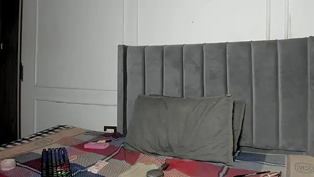 Snapshot of luxuryheaven_8 chatting on December 4, 2025, 9:03 pm luxuryheaven 8 online show from December 4, 2025, 9:03 pm