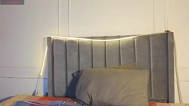 Snapshot of luxuryheaven_8 chatting on November 26, 2025, 8:42 pm luxuryheaven 8 online show from November 26, 2025, 8:42 pm