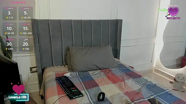 Snapshot of luxuryheaven_8 chatting on October 10, 2025, 5:25 pm luxuryheaven 8 online show from October 10, 2025, 5:25 pm