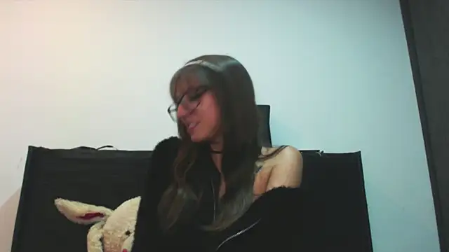 stiven 1  online show from November 6, 2025, 11:09 pm