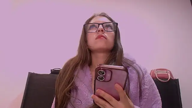 stiven 1  online show from November 13, 2025, 10:24 pm